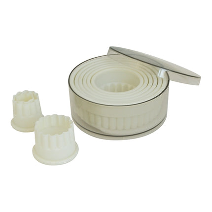 Round Scalloped Dough Cutter Set | EMGA | Set of 9 | Polyamide | Ø2 cm–Ø10 cm 1