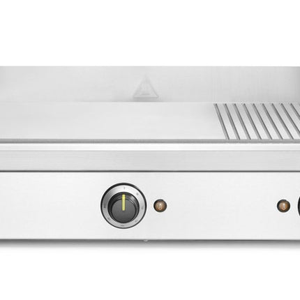 Ribbed and Smooth Griddle 1/3 | HENDI Kitchen Line | 220-240V 3500W | 697x474x241mm