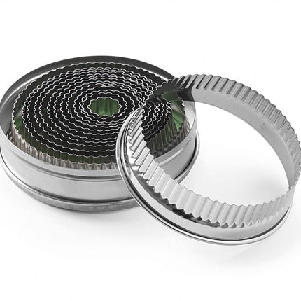 Round Pastry Cutters Set with Serrated Edge | HENDI | 14 pcs | ø18-108mm