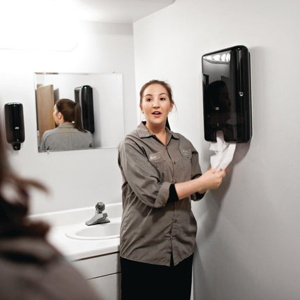 2-Ply Multifold Hand Towels with QuickDry Technology | Tork Xpress | 2100 Pieces 3
