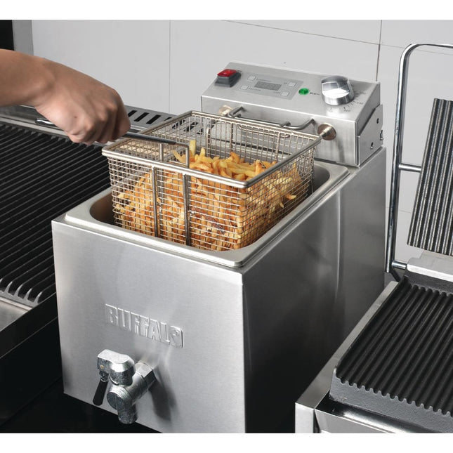 Single Tank Countertop Fryer 8L with Timer 2.9kW | Buffalo 2