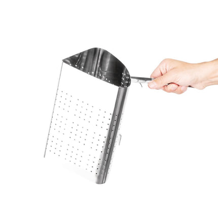 Stainless Steel Pasta Strainer Basket | Vogue 8