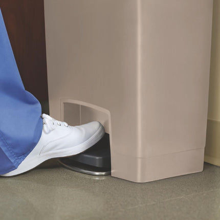 Front Step Pedal Bin 50L Beige | Rubbermaid Slim Jim 5
