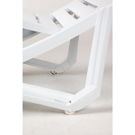 Resol White Adjustable Reclining Chairs Set of 4 8
