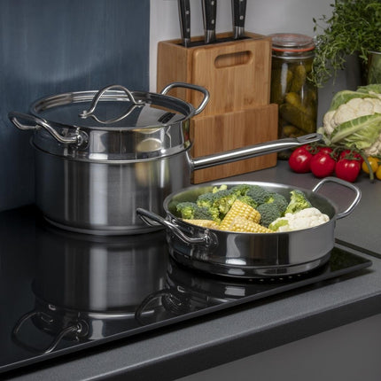 Vogue 3-Piece Cookware Set with Saucepan and Steamers 2