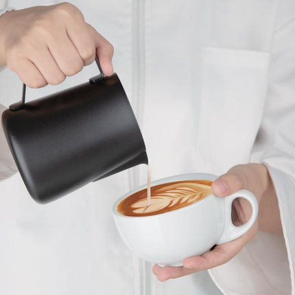 Black Non-Stick Milk Frothing Pitcher 570ml | Olympia 2