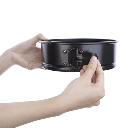 Non-Stick Springform Pan 24cm | Vogue Carbon Steel 3