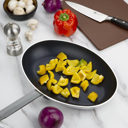 Oval Non-Stick Aluminium Frying Pan 36cm Teflon Platinum Plus | Vogue 4