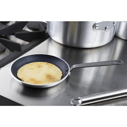 Mini Non-Stick Frying Pan 15cm | Vogue Teflon Platinum Plus 7