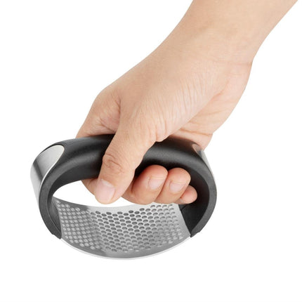 Curved Garlic Press | Nisbets Essentials 4