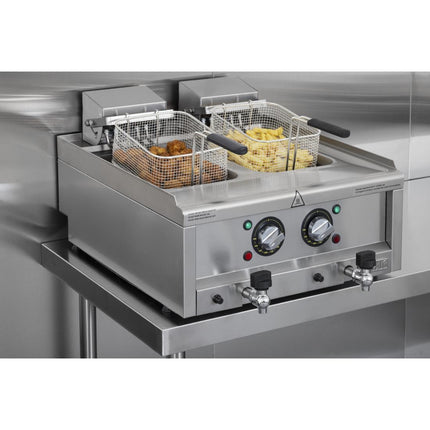 Electric Double Tank Fryer 2 x 8L | Buffalo 600 Series | 6kW Elements 6