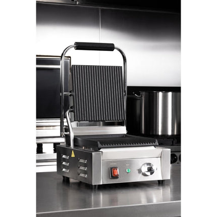 Double Contact Grill with Ribbed Plates | Buffalo 9