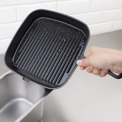 Vogue Square Cast Iron Induction Grill Pan | 24.1 cm | Ribbed Surface 2