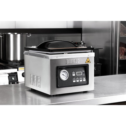 Buffalo Vacuum Packaging Machine with Oil Pump 9L 7