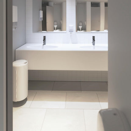 White Multifold Hand Towel Dispenser | Tork Xpress 3