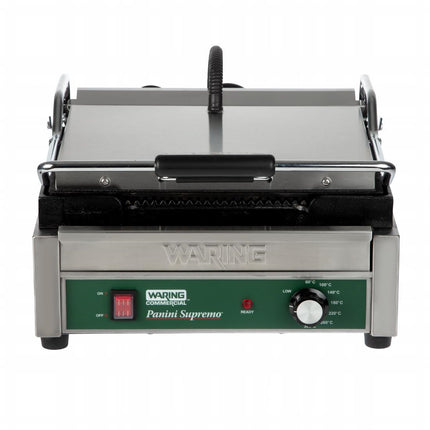 Double Panini Grill with Grooved Plates | Waring 3