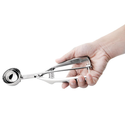 Stainless Steel Portioning Spoon Size 40 | Vogue 2