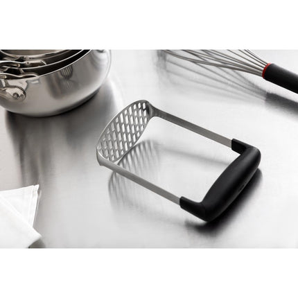 Smooth Potato Masher with Stainless Steel Plate | OXO Good Grips 6