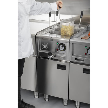 Electric Pasta Cooker | Buffalo 600 Series | 15L Tank 6