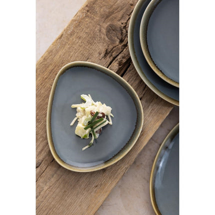Triangular Plates Blue 16.5cm | Olympia Kiln Collection | 6 Pieces 5