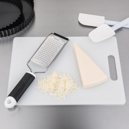 Medium Handheld Grater with Polypropylene Handle | Vogue 2