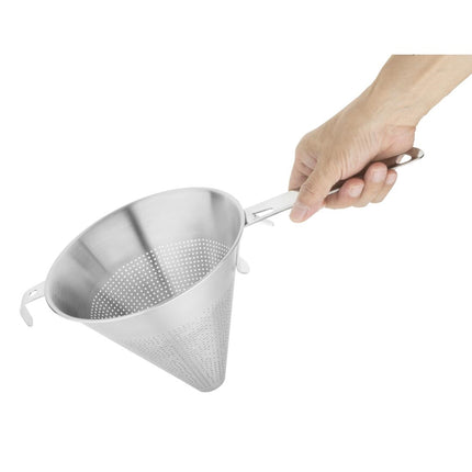Pointed Stainless Steel Sieve 18cm | Vogue 3
