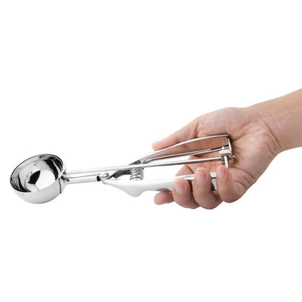 Stainless Steel Portioning Spoon Size 16 | Vogue 2