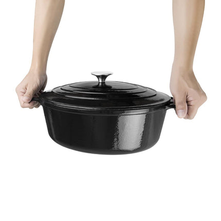 Oval Induction Cast Iron Casserole Black 5L | Vogue 2