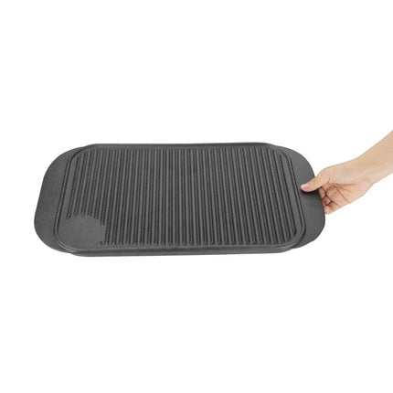 Vogue Double-Sided Cast Iron Grill Plate | Smooth and Ribbed Surfaces 2