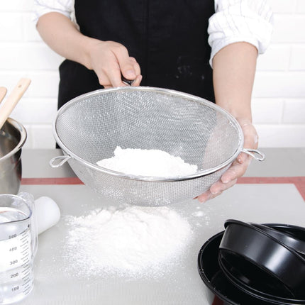 Heavy-Duty 240mm Sieve with Double Mesh and Wooden Handle | Vogue 3
