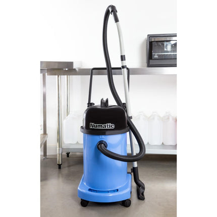 Professional Wet and Dry Vacuum Cleaner | Numatic WV470 9
