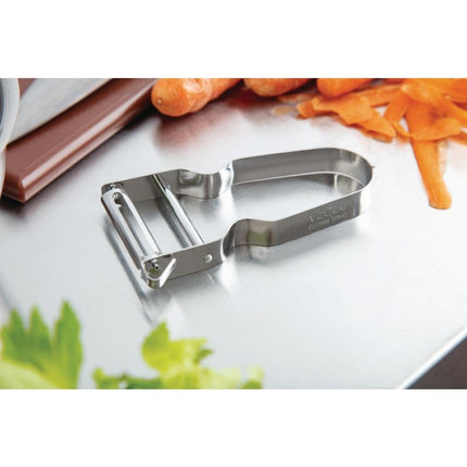 Stainless Steel Vegetable Peeler | Vogue 4